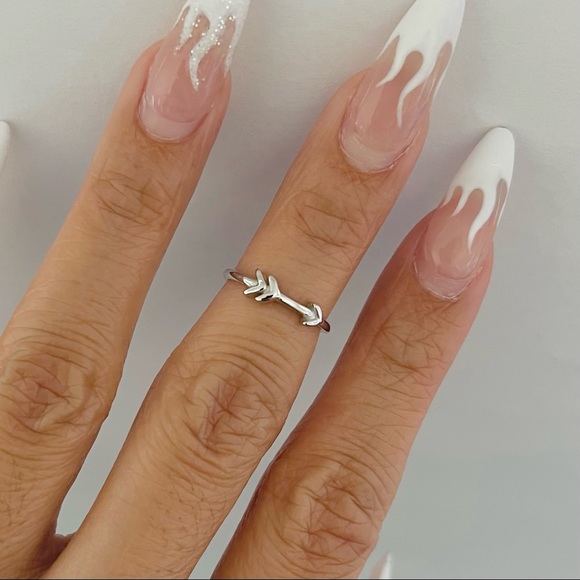 Sterling silver arrow toe ring, silver arrow toe ring, dainty arrow ring, arrow - Picture 6 of 12